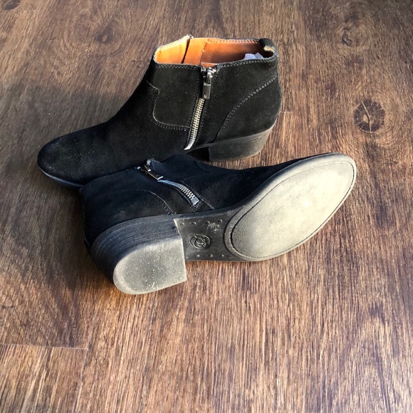 Lucky brand black suede double zipper ankle boots - Picture 6 of 9